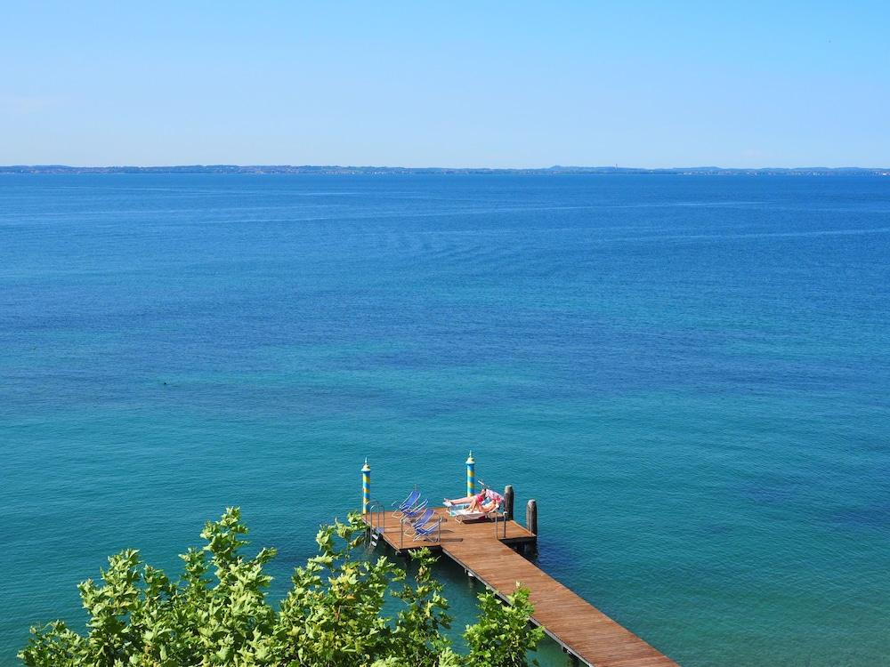 Kriss Internazionale Hotel Bardolino Dış mekan fotoğraf