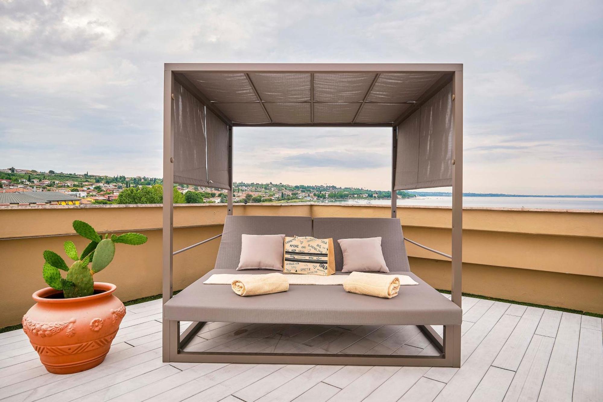 Kriss Internazionale Hotel Bardolino Dış mekan fotoğraf
