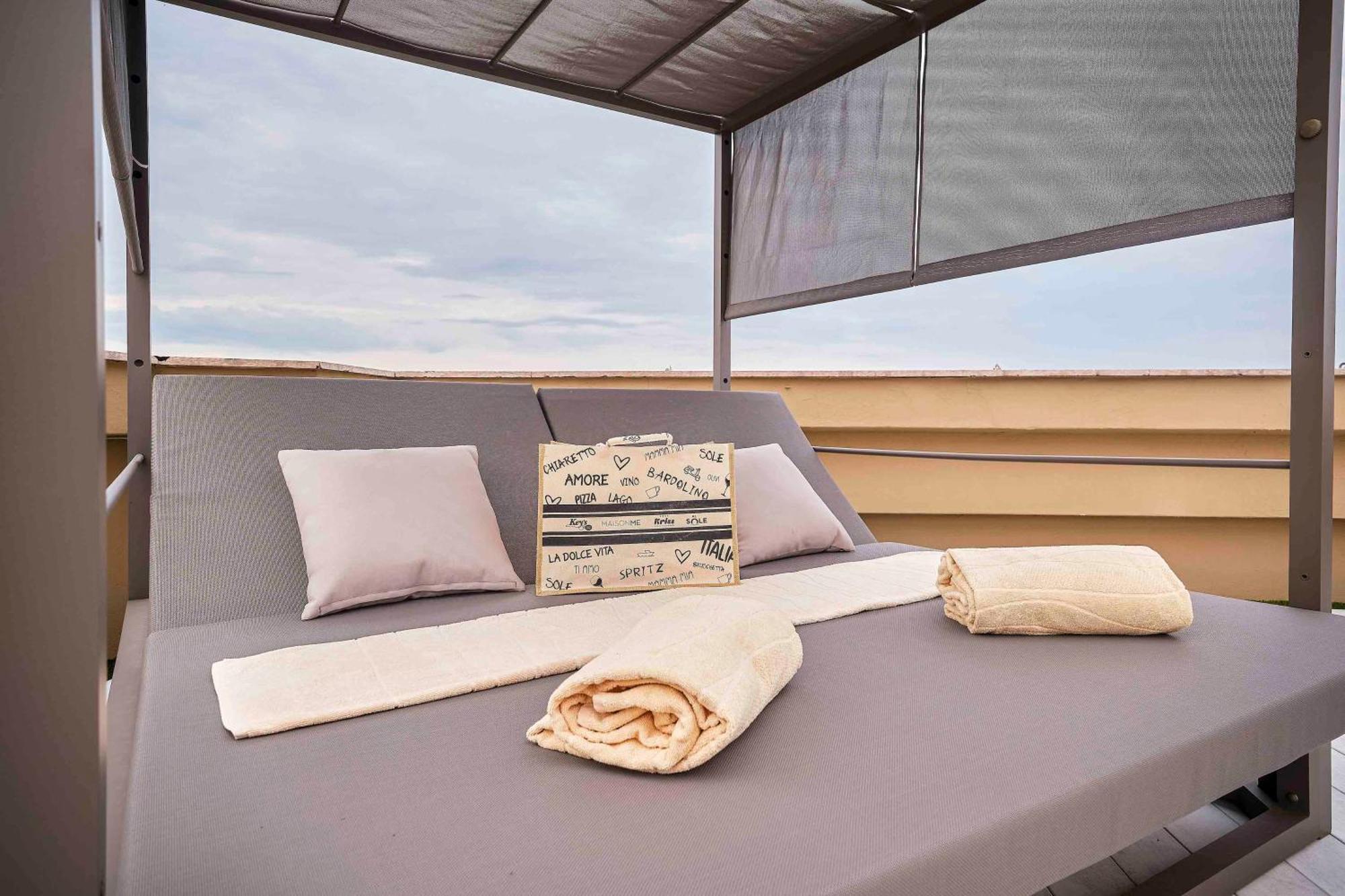 Kriss Internazionale Hotel Bardolino Dış mekan fotoğraf