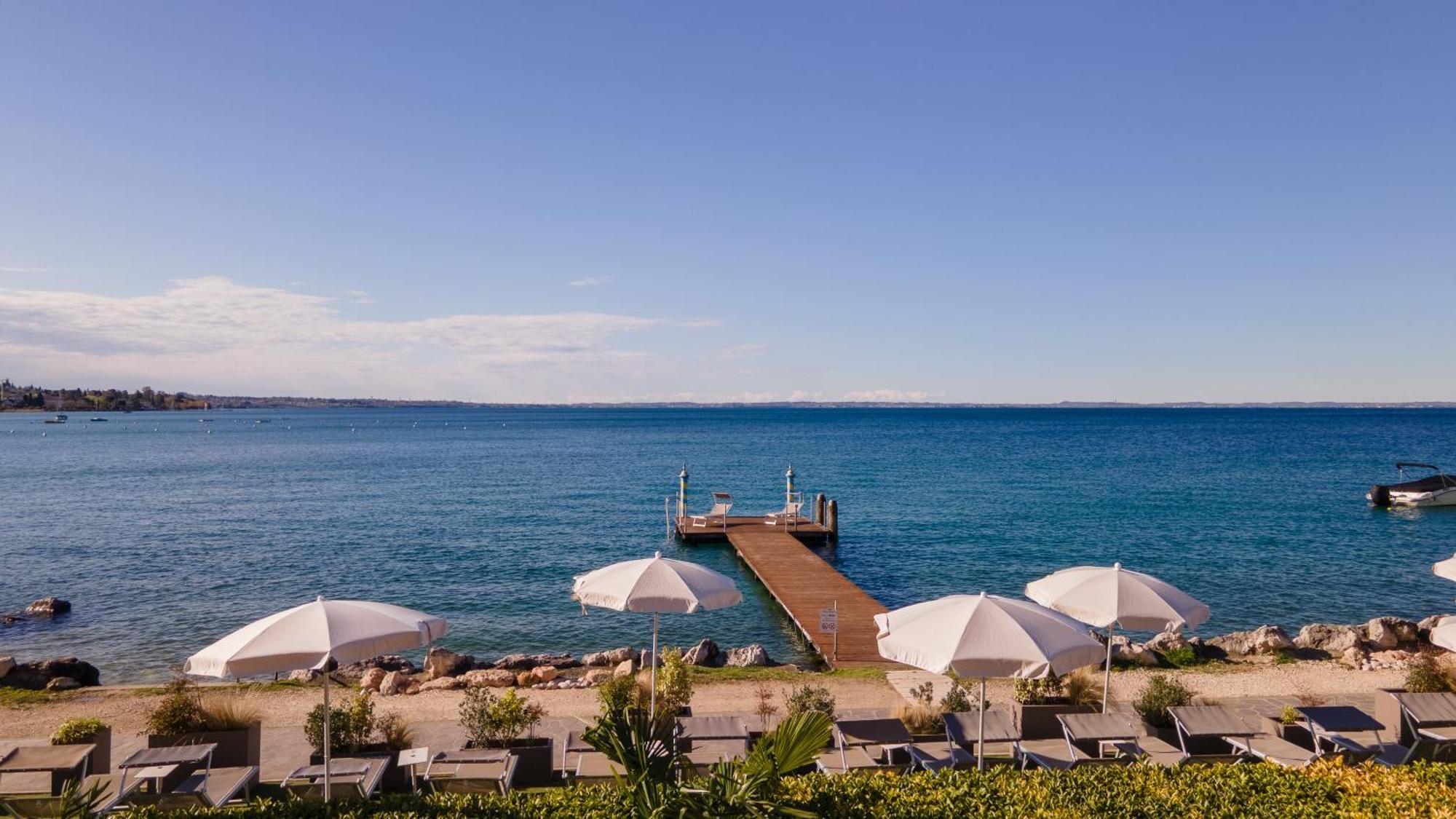 Kriss Internazionale Hotel Bardolino Dış mekan fotoğraf